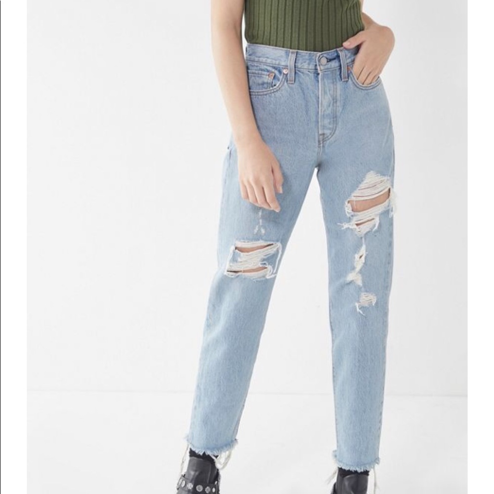 NWOT Levi’s Wedgie Fit Jeans — Collateral Damage